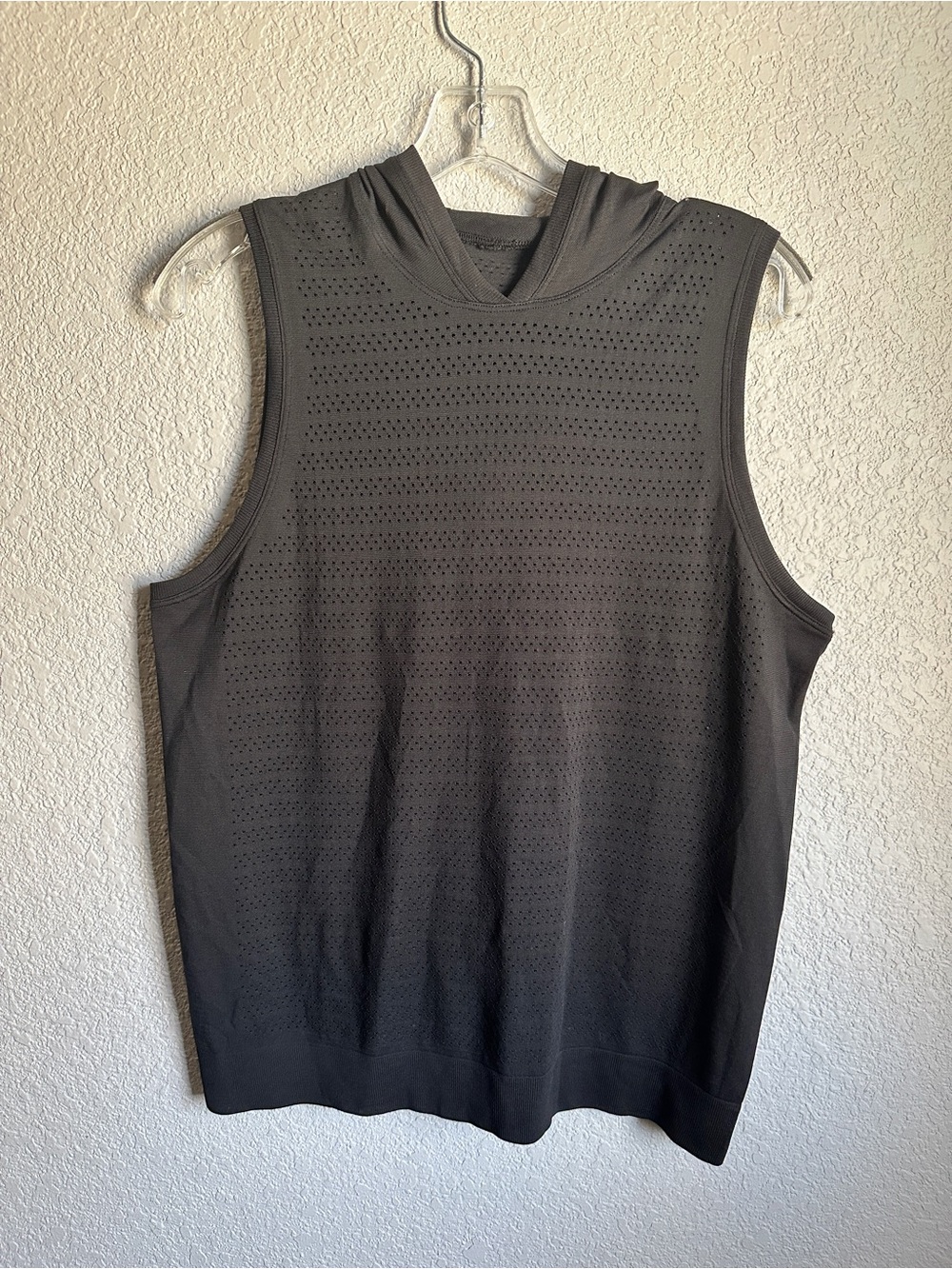 Lululemon Breeze By Hooded Tank Squad